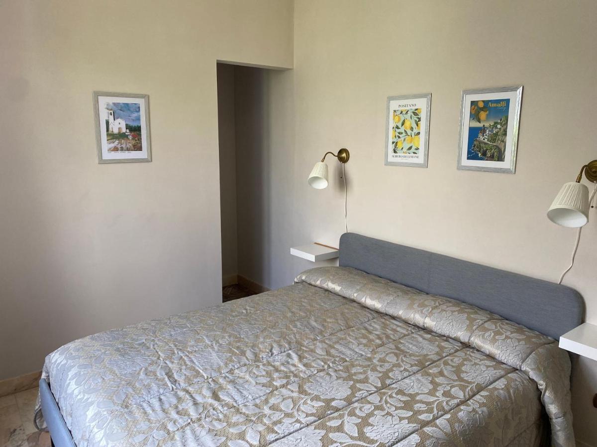 Villa Cecilia Bed And Breakfast Cellole Экстерьер фото